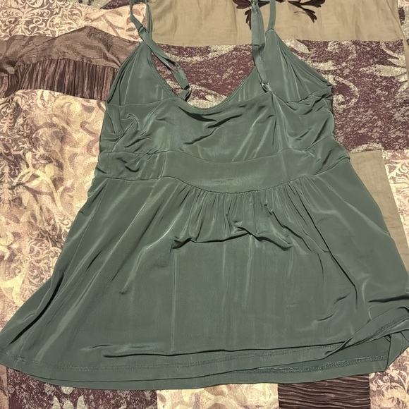 Bebe top size small grey - Picture 2 of 2